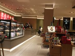 -星巴克臻选(上海中环广场2F店)