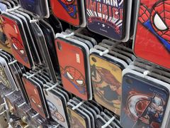 -名创优品(北京新中关购物中心地铁层店)