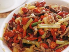 -独一佳老胡湘菜馆(矿山路店)