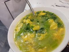 鸡蛋烫饭-凤凰路何眼镜香辣蟹(花果园店)