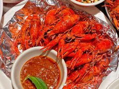 -龙巢盱眙龙虾·牛蛙·烧烤宵夜(八卦岭店)