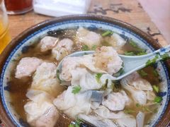 -老谢野馄饨(延安路店)