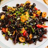 救命🆘成都这家餐吧怎么没人推啊？？？