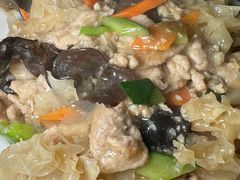-金卯白肉罩火烧