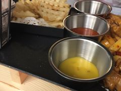 -炸鸡情侣韩式料理(中央大街店)