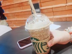 -星巴克(上海虹桥新天地二店)