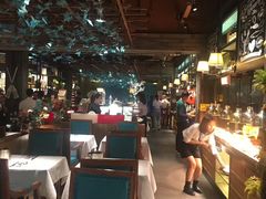 -领鲜活海鲜榴莲自助火锅(东门店)