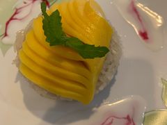 -Neary Khmer Restaurant