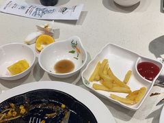 -汤姆家的牛排意面披萨(新城市广场店)
