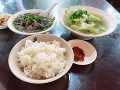 -杨三娘跷脚牛肉(羊子山西路店)