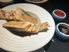 传统葱包烩-老头儿油爆虾·知味杭州(爱琴海购物中心)