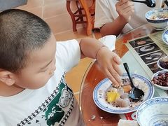 -捷信牛奶甜品世家(学府店)