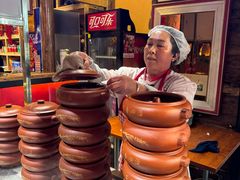 -老滇山寨•云南特色菜•地方菜•民族风情歌舞表演(金碧店)