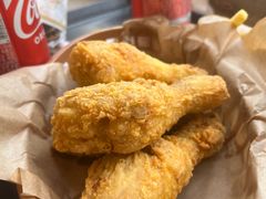 -BHC炸鸡(明洞总店)