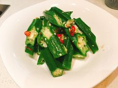 凉拌黄秋葵-百年果林椰子鸡(中洲店)