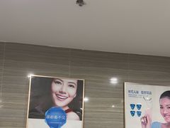 -上海仁爱医院口腔科 · 种植