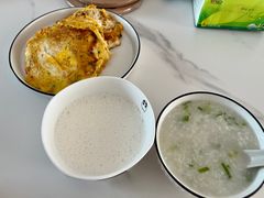 -爱的果实月嫂育婴师(世纪东方店)