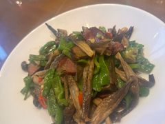 -赶海部落海鲜城(海阳路店)