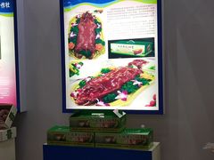 用餐区-黄记四更烤乳猪店