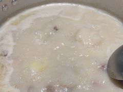 -洪氏嗨捞·广东猪肚鸡·椰子鸡火锅(西咸万象城店)
