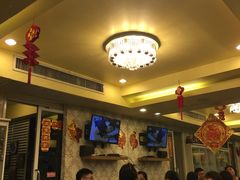 -J Daeng Seafood