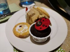 -亮马河饭店翠雅咖啡厅