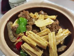 -天天向上素食餐厅(五台山店)