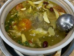 -云南印象昭通天麻火腿鸡(新疆石油花园二期店)