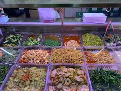 自助取餐区-帖老大羊肉汤烩面烧烤(康复后街总店)