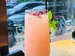 玫瑰优格-ZING COFFEE 镜咖啡