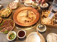 -阿婆情腊排骨火锅·野生菌季(古城旗舰店)