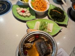 -一叶一世界·素食餐厅(锦华万达店)
