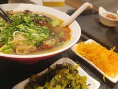 -鼎义丰功夫面(星光大道店)