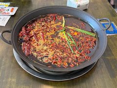 -黄潇洒老火锅(九眼桥宏济巷店)