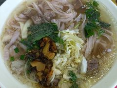 -啊墨江牛烂烀米线