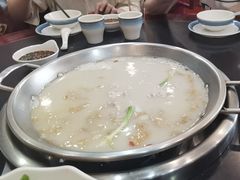 -老来福·非遗酸汤兔(凯旋路店)