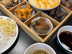 -野菌皇海景野生菌火锅(滨海大道店)