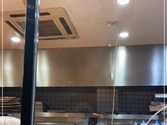 面包甜点陈列柜-六贤记(杭州龙湖滨江天街店)
