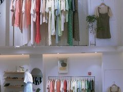-nana showroom娜娜家服装店