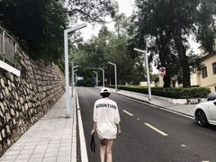 -彳亍咖啡·这里(水湾路店)