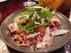 烤牛肉沙拉-羽深肉铺 Steak & Wine