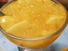 杨枝甘露-黄师奶甜品店