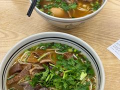 -小马牛肉面·牛骨熬制(南京博物院店)