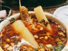-小饕荟雅安贡椒鱼鲜馆(广福桥店)
