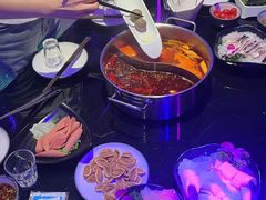 -唯爱KTV聚会餐厅(仙林东城汇店)