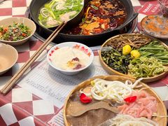 -赵美丽·重庆社区火锅·直营店(火车东站·中豪国际店)