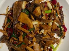 -关东小磨东北菜(漕河泾印象城店)