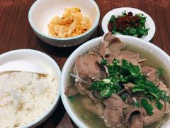 -犇逸·乐山跷脚牛肉·四川现炒(览海店)