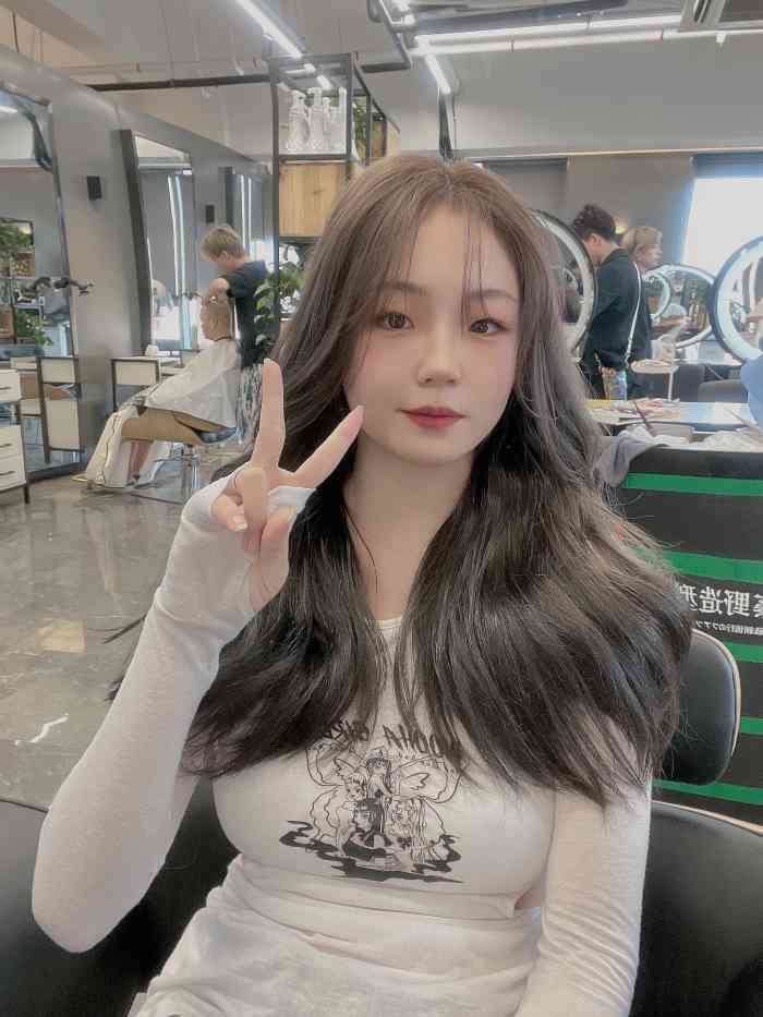 藤野造型(杭州万象汇全国直营店)-"【项目】染发夏天到了一直想换个浅