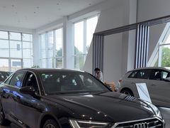 -上海冠松华奥奥迪4S店(张江店)